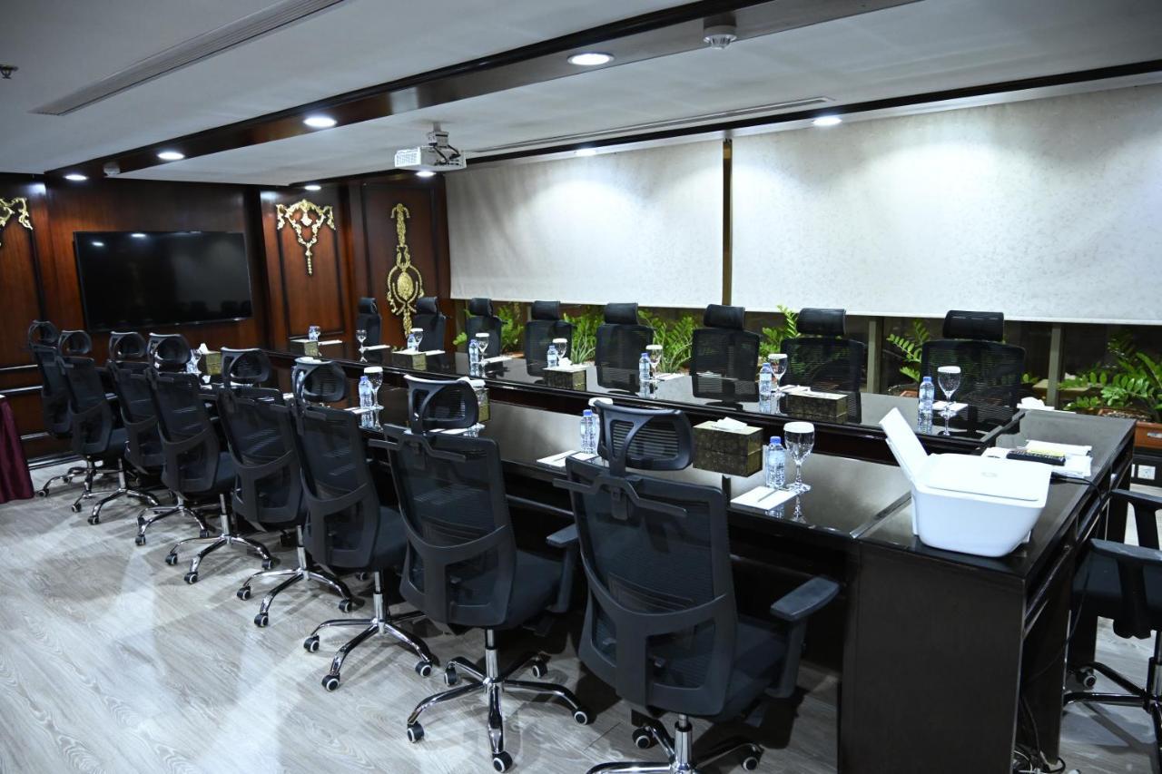 Aster Hotel Jiddah Esterno foto