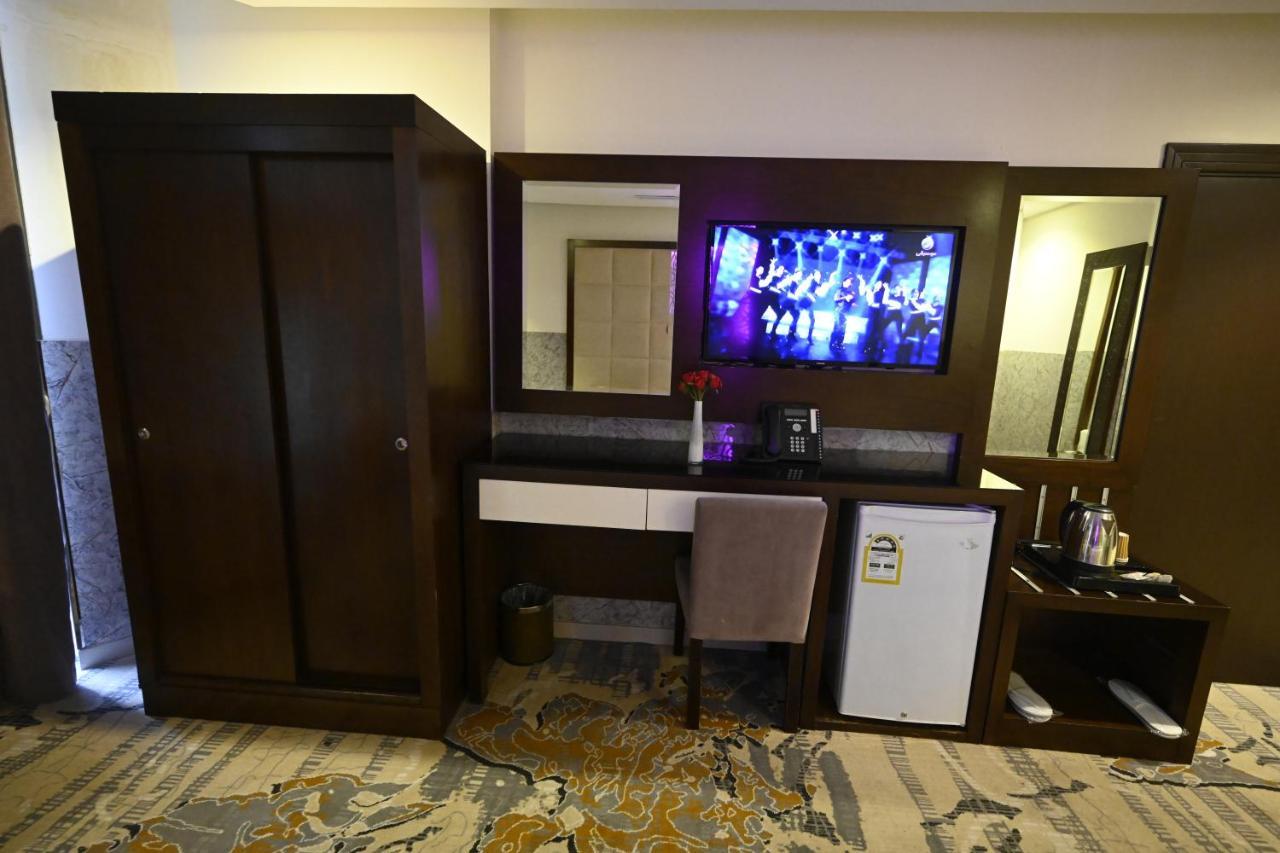 Aster Hotel Jiddah Esterno foto