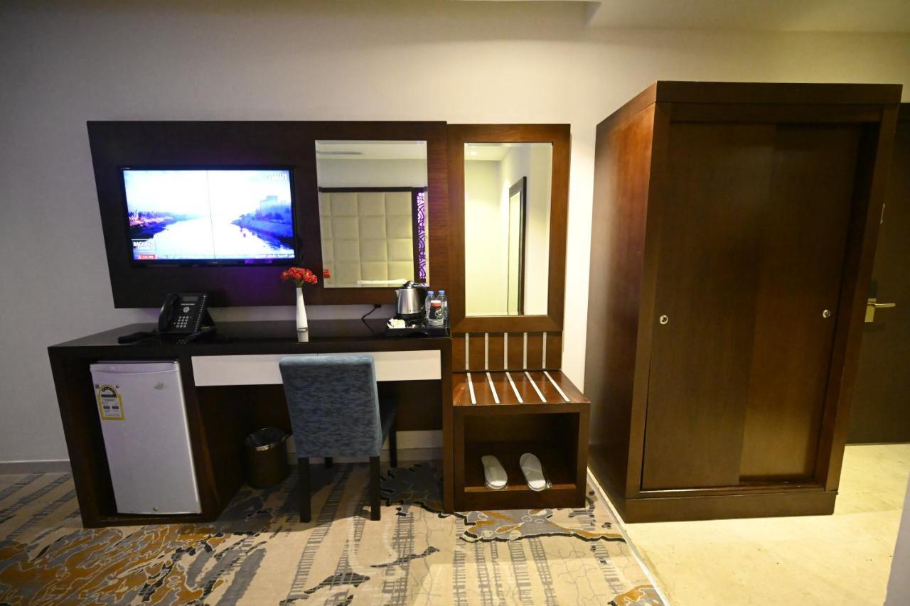Aster Hotel Jiddah Esterno foto