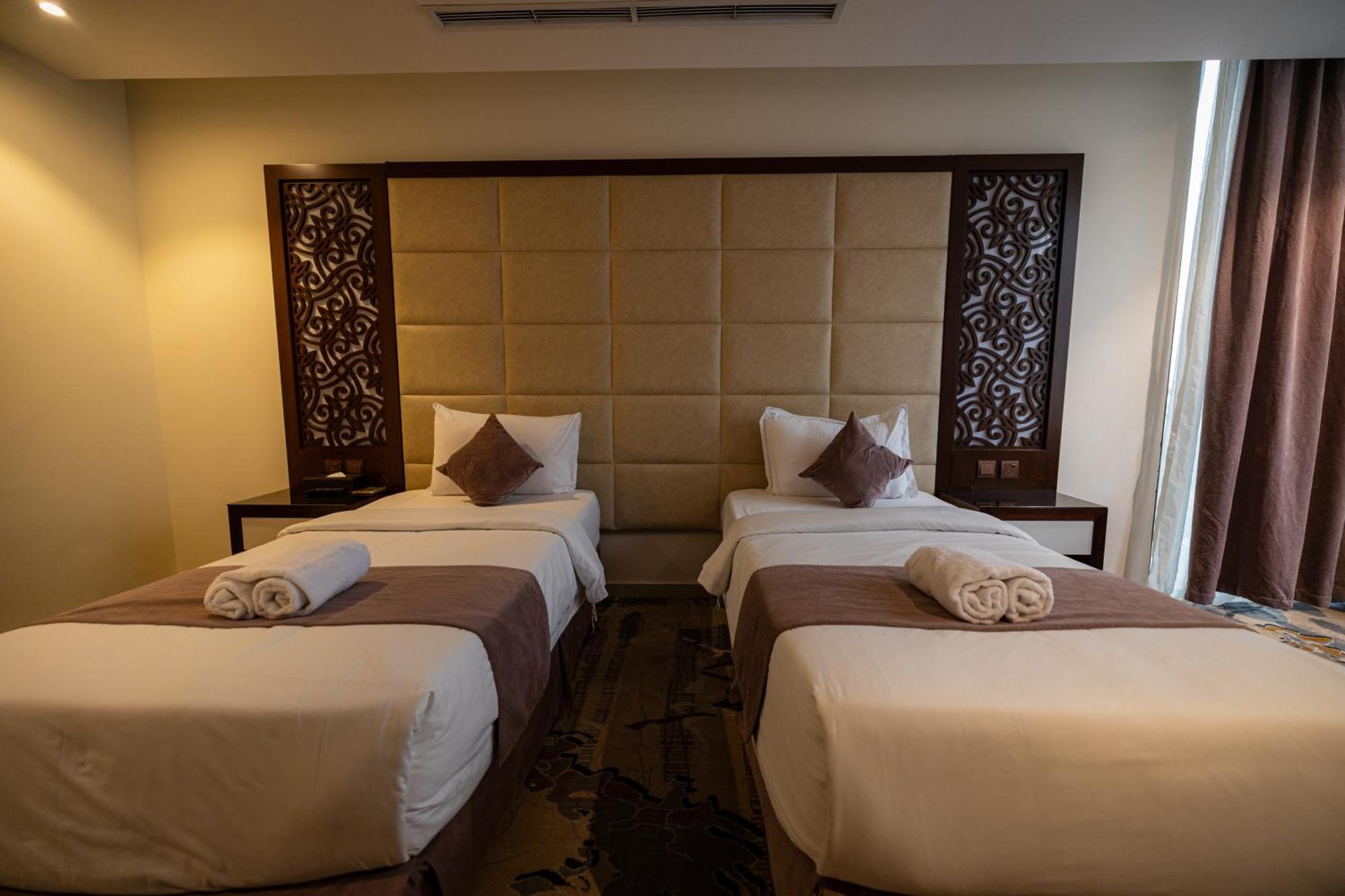 Aster Hotel Jiddah Esterno foto