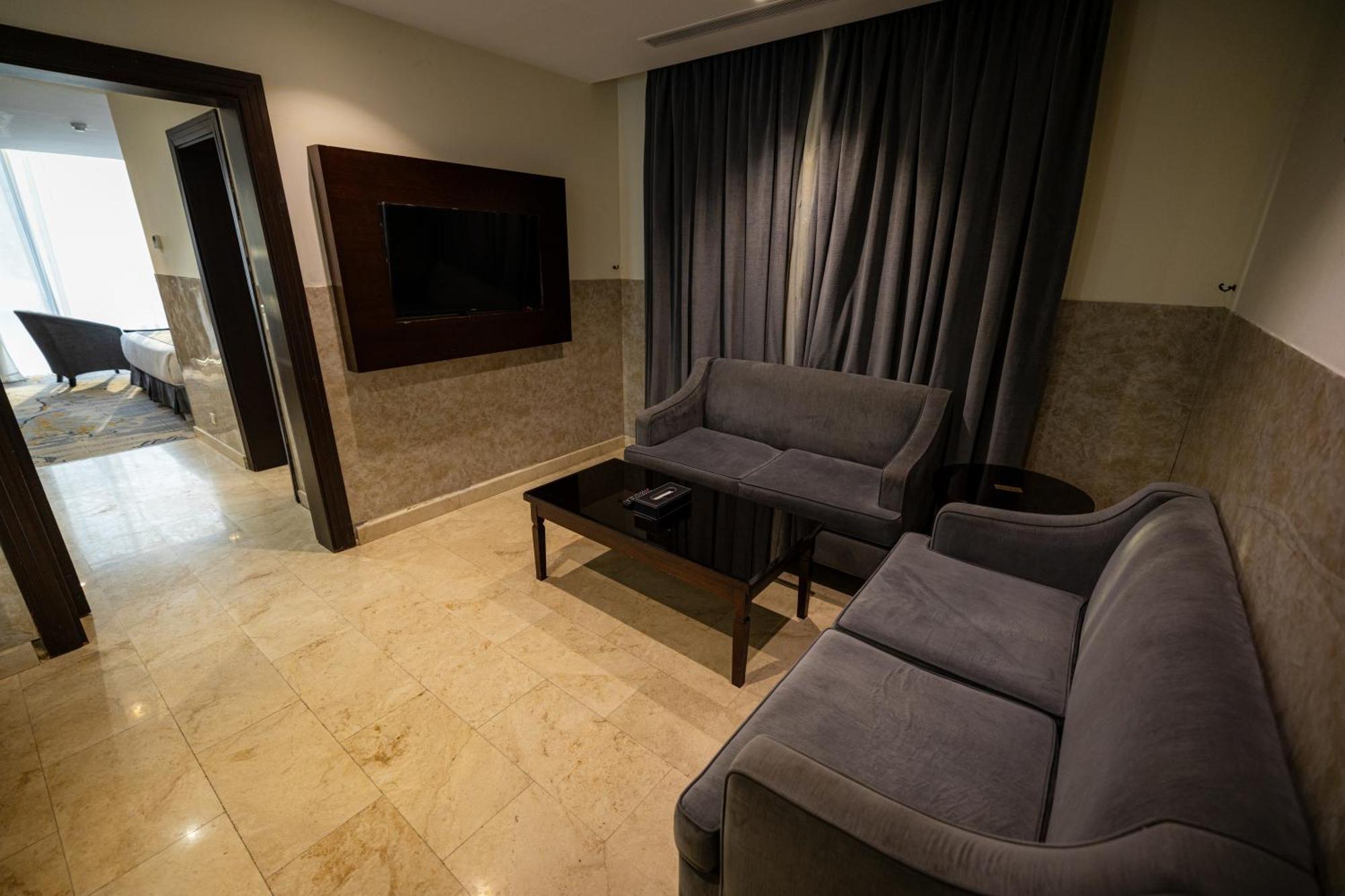 Aster Hotel Jiddah Esterno foto